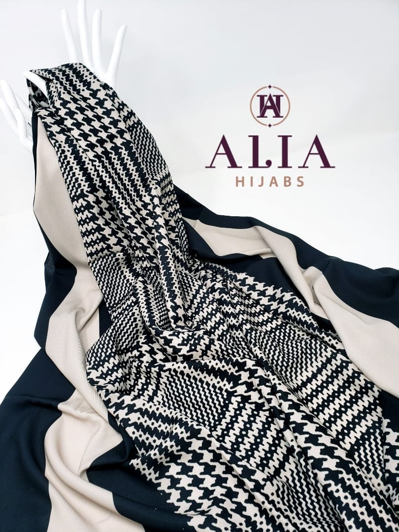 Differenza Black & Beige Designer Shawl