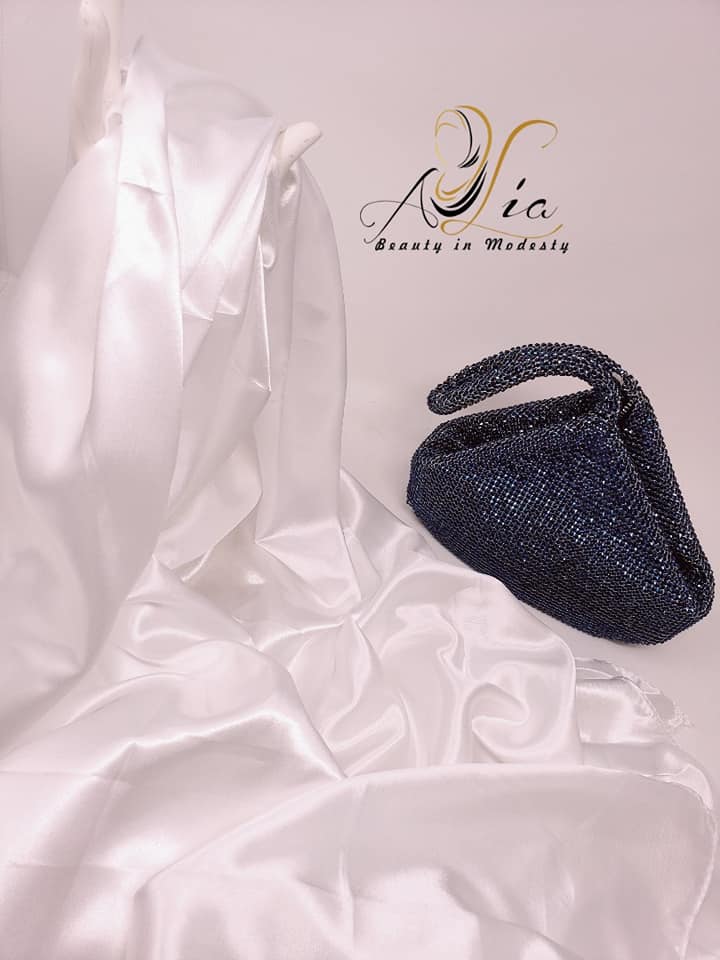 Off-White Double Face Plain Satin Shawl