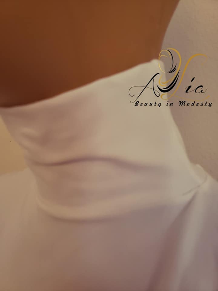 Off White Cotton Neck Cover