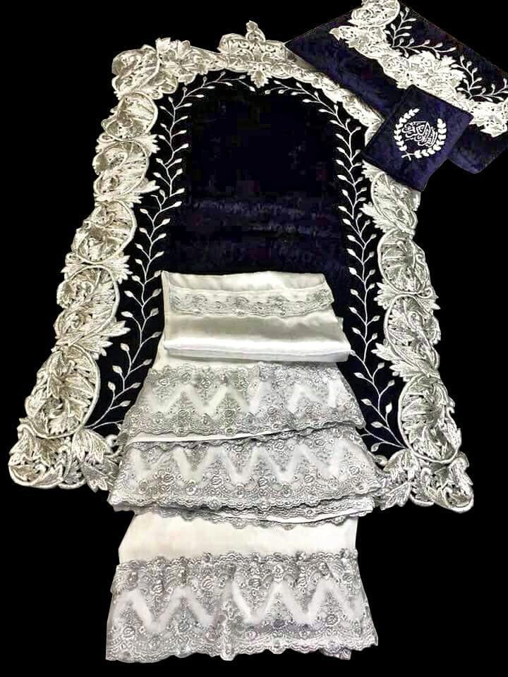 Maroon & Golden Luxurious Islamic Prayer Rug