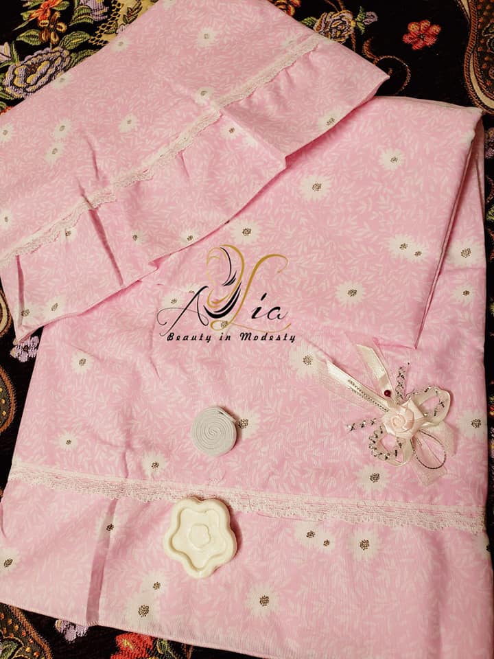 Dark Pink, White Flowers 2 Pcs Prayer Clothes