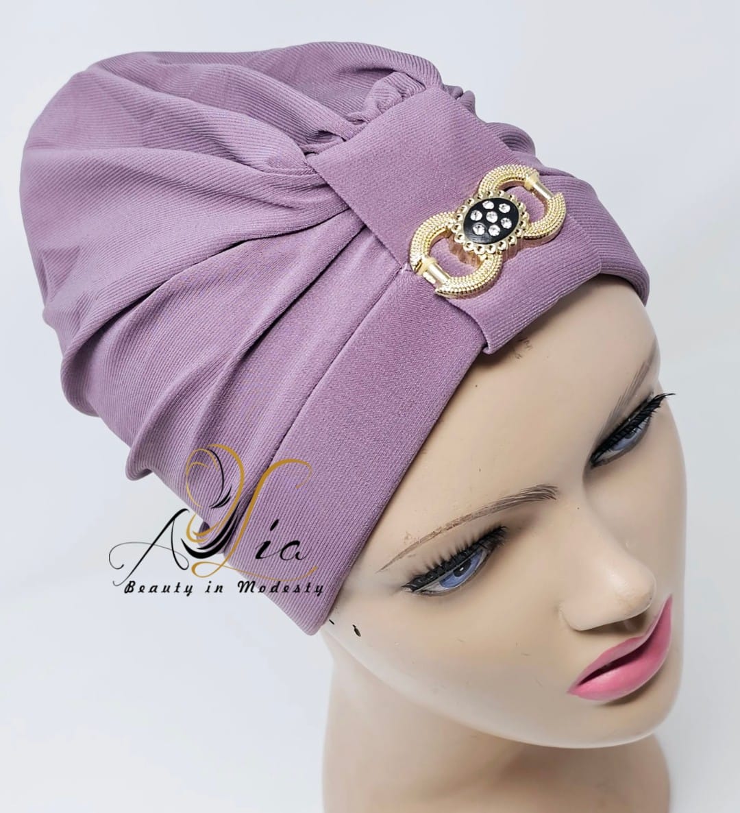 Lycra Turban With Brooch, Available In Different Colors