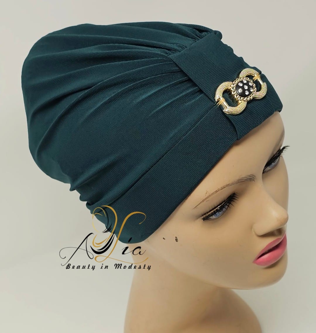 Lycra Turban With Brooch, Available In Different Colors