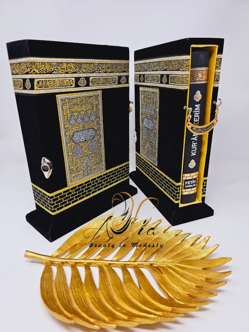 Big Size of Holy Kaaba Bookcase With L. Size Quran Book