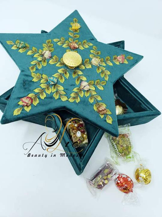 Pine Green Star Luxury Decorated Treat Serving Box
