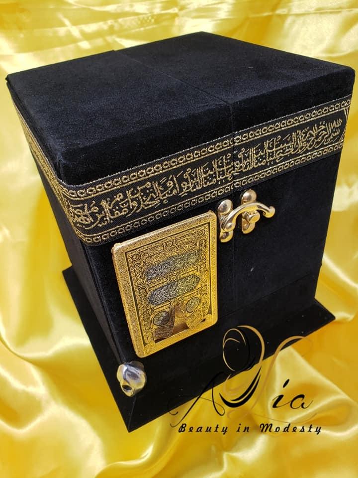 Small Size of Holy Kaaba Bookcase With Quran Book