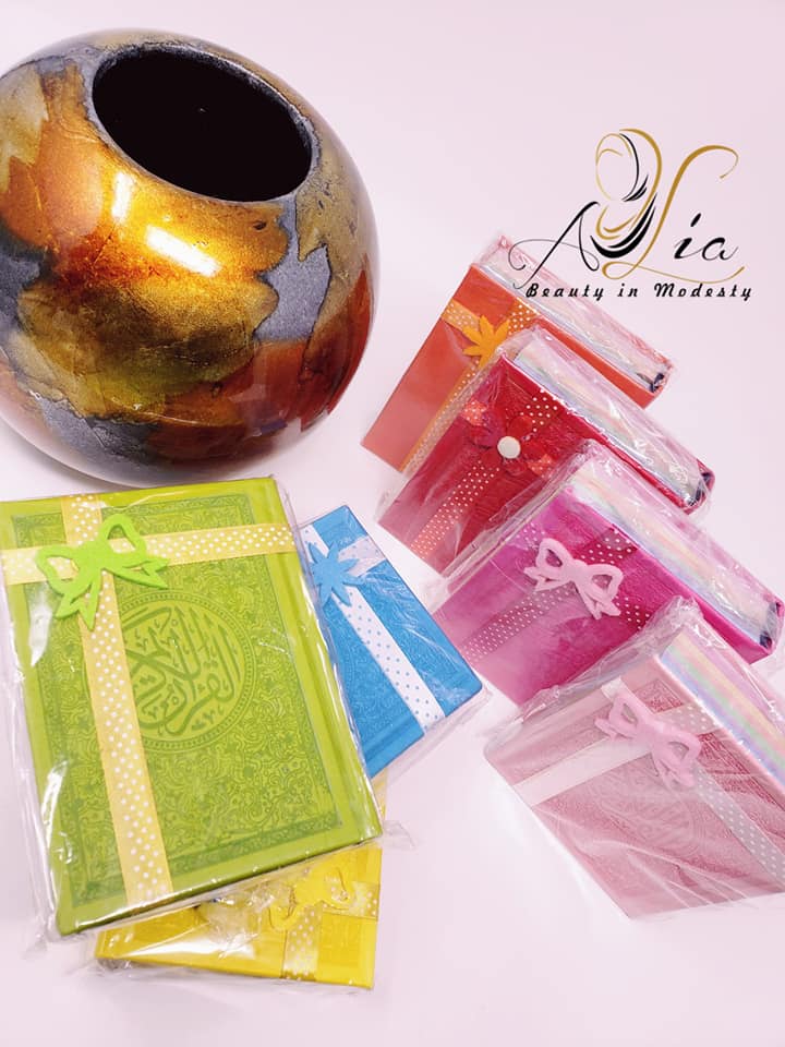 Small Colored Holy Quran in Arabic 14 x 10 CM = 5.5" x 4"