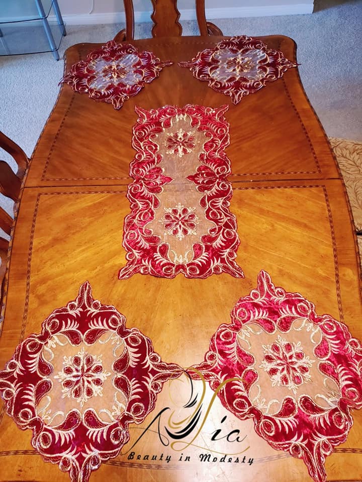Maroon Red 6 Pcs Tablecloth Set